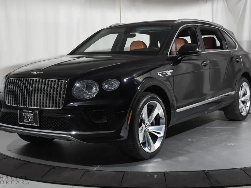 2023 Bentley Bentayga EWB photo 1