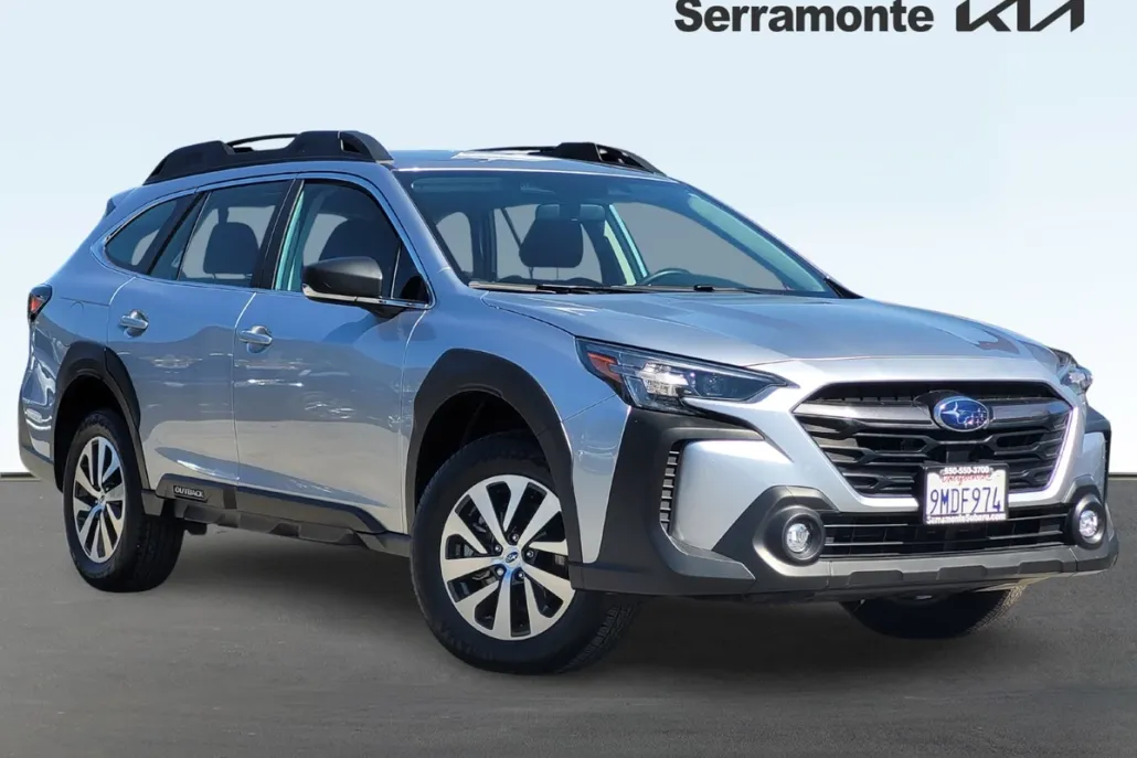 2025 Subaru Outback 2.5i photo 1