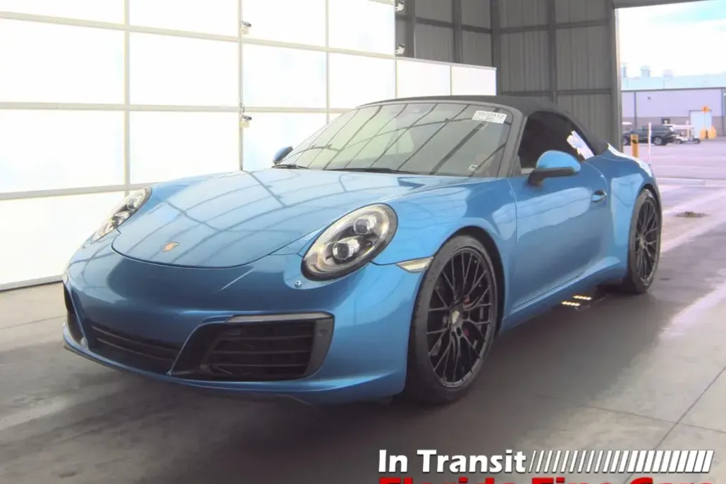2017 Porsche 911 Cabriolet photo 1