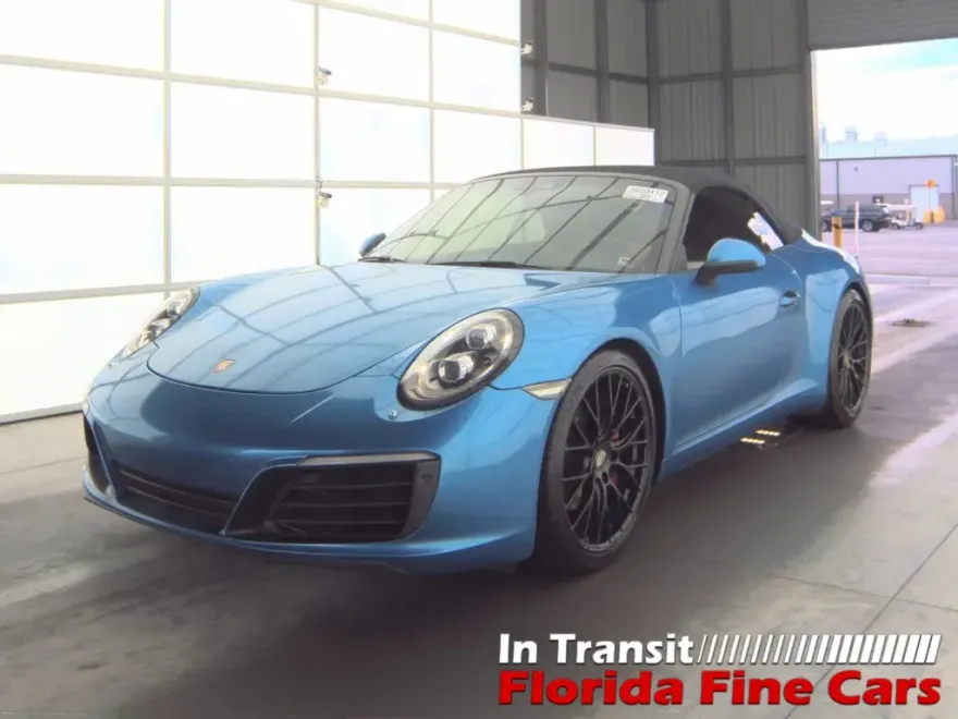 2017 Porsche 911 Cabriolet photo 1