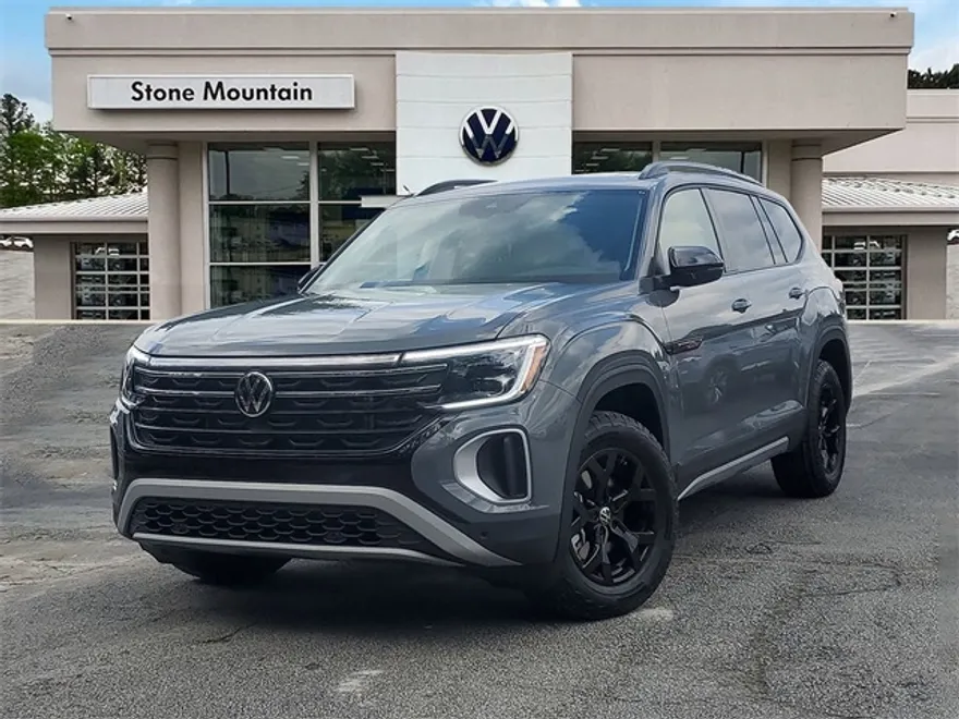 2026 Volkswagen Atlas Peak Edition SE photo 1