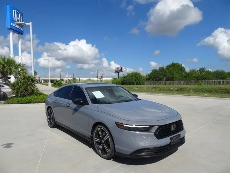 2023 Honda Accord Hybrid Sport photo 1