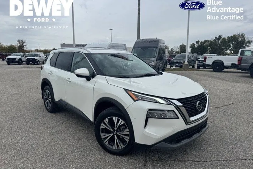2021 Nissan Rogue SV photo 1