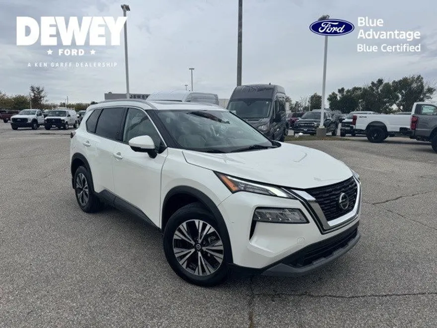 2021 Nissan Rogue SV photo 1