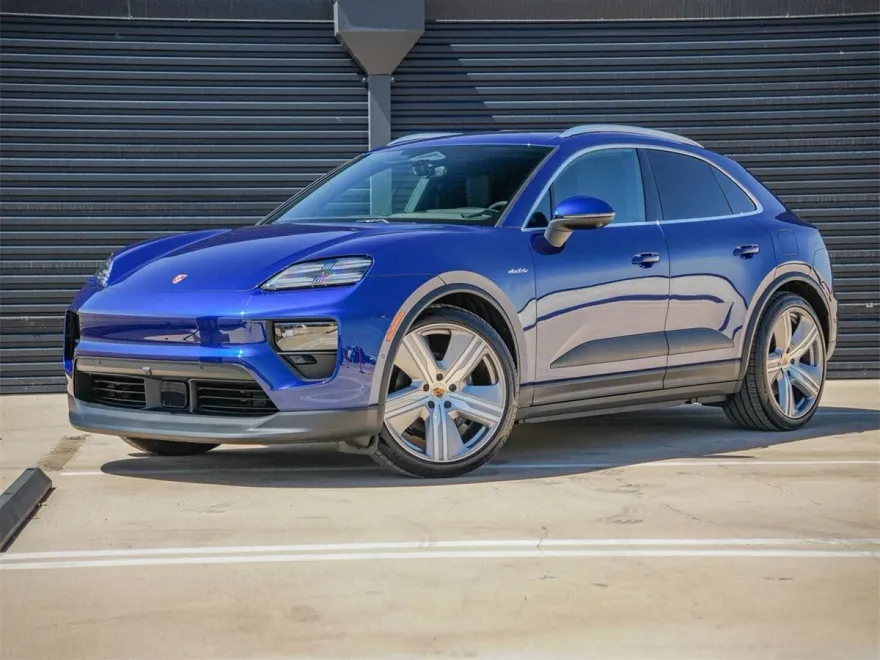 2024 Porsche Macan Electric 4 photo 1