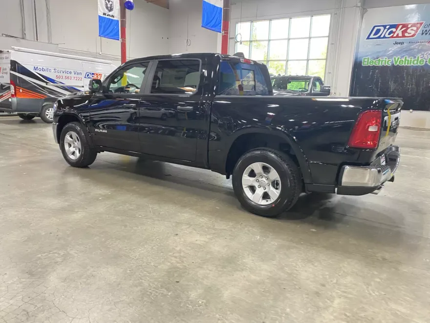 2025 Ram 1500 Big Horn photo 1