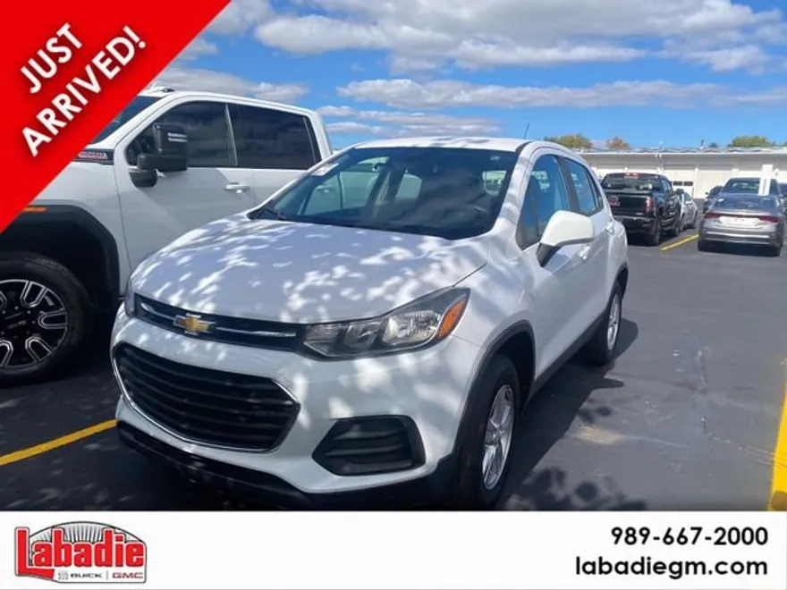 2018 Chevrolet Trax LS photo 1