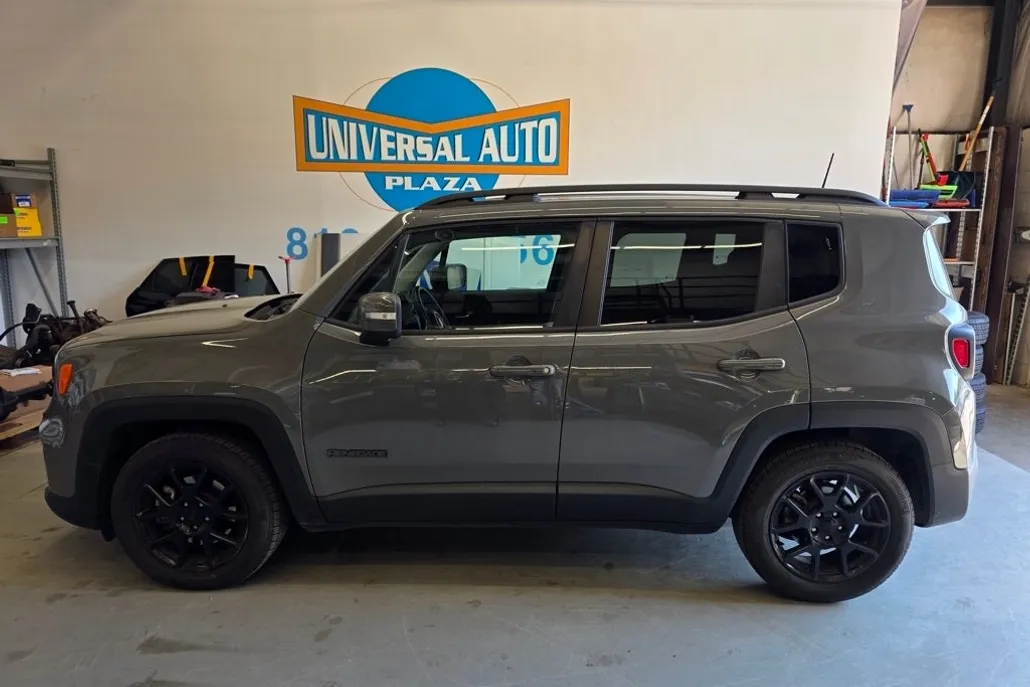 2020 Jeep Renegade Latitude photo 1