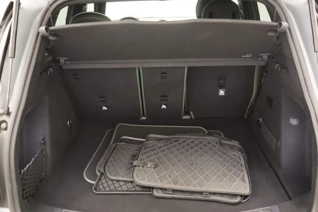 2023 Mini Countryman SE ALL4 photo 1