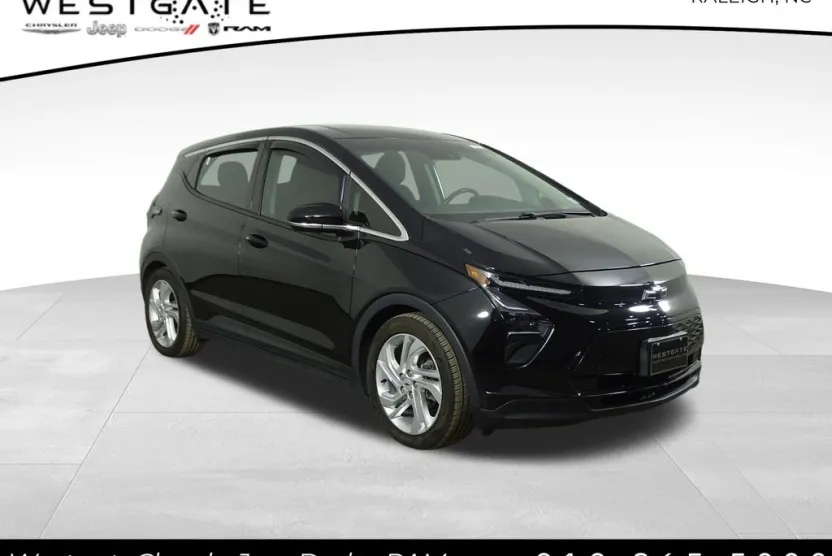 2023 Chevrolet Bolt EV 1LT photo 1