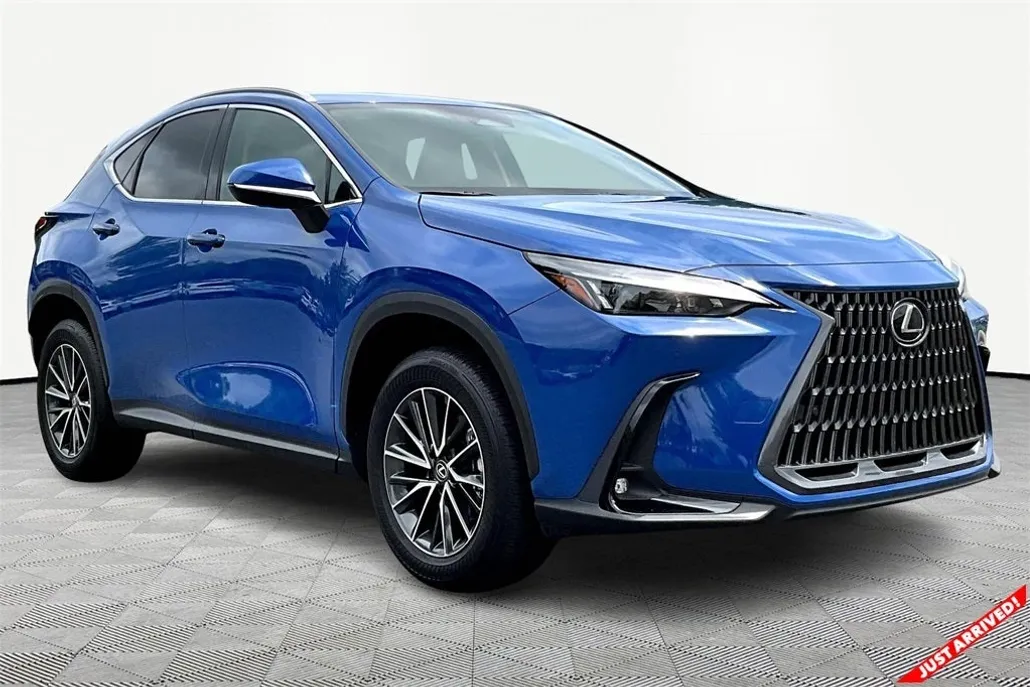 2025 Lexus NX 250 photo 1