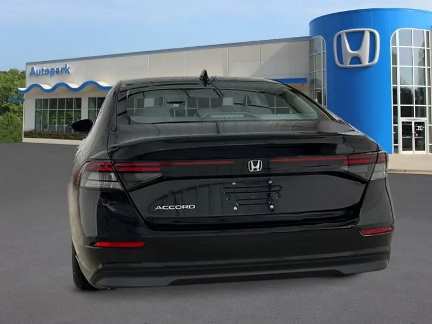 2025 Honda Accord LX photo 1