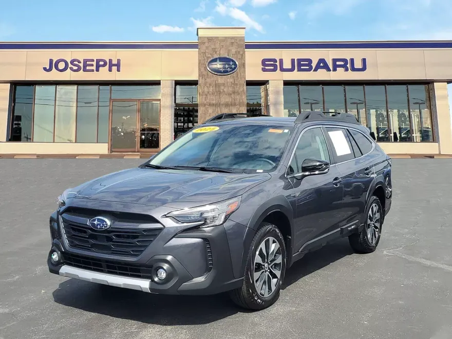 2025 Subaru Outback Limited photo 1