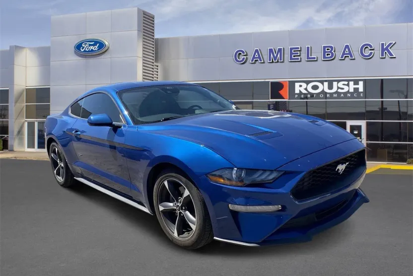 2022 Ford Mustang EcoBoost photo 1