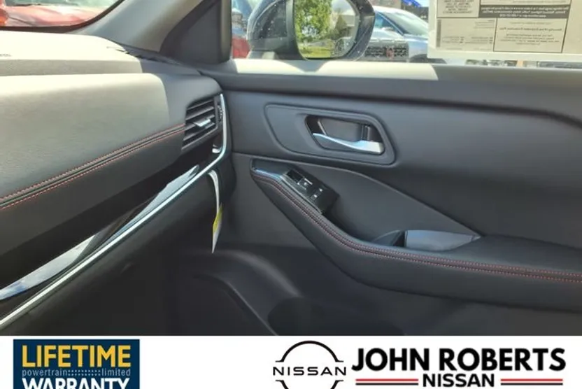 2026 Nissan Rogue SV photo 1
