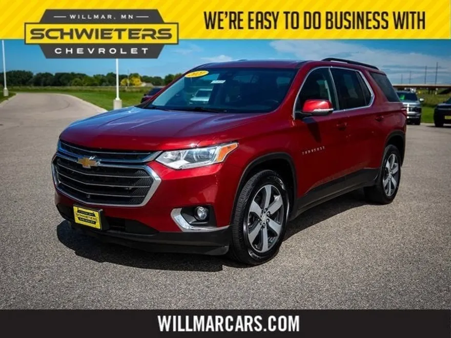 2021 Chevrolet Traverse Leather photo 1