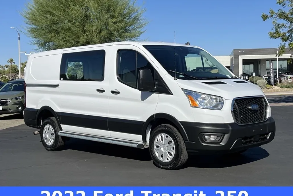 2022 Ford Transit photo 1