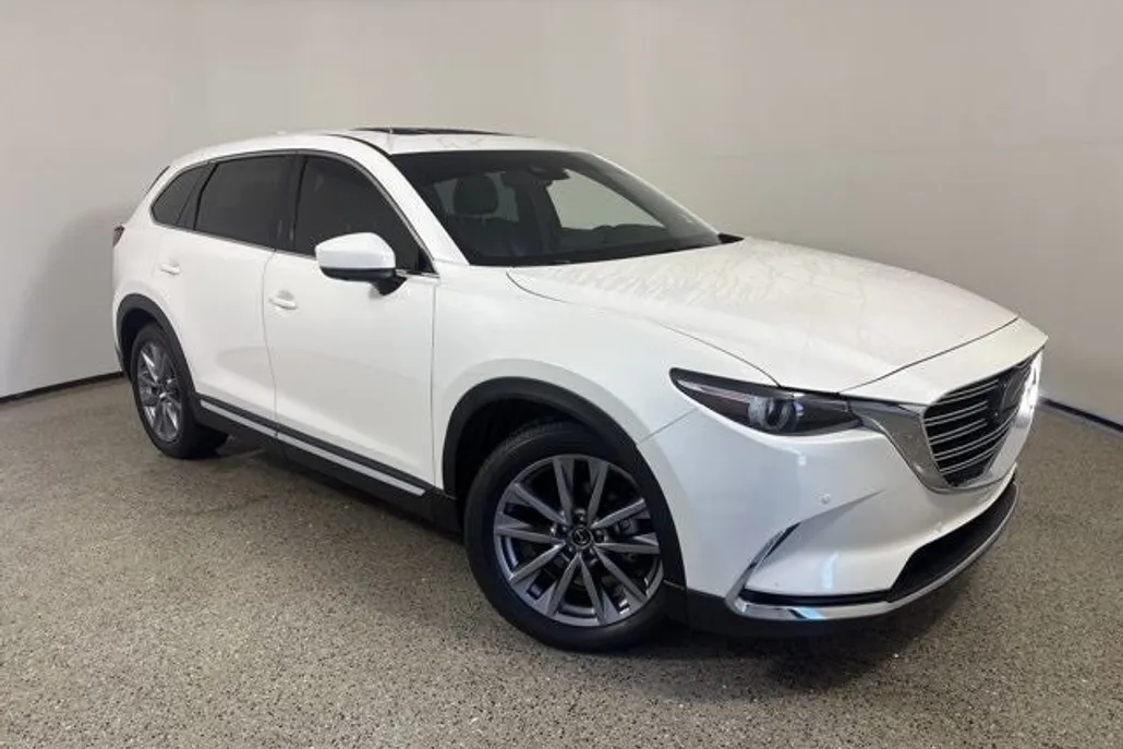 2023 Mazda CX-9 Grand Touring photo 1
