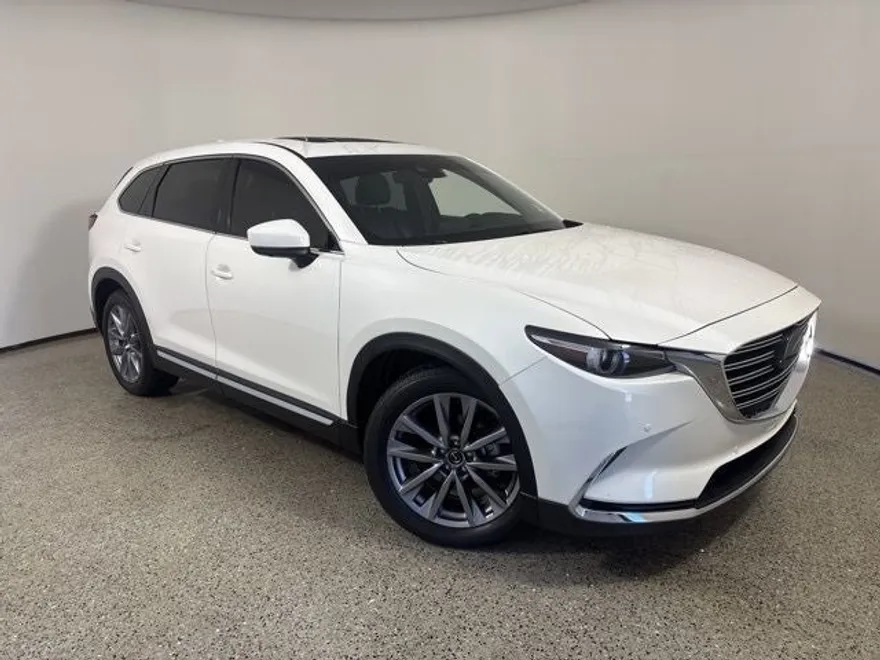 2023 Mazda CX-9 Grand Touring photo 1
