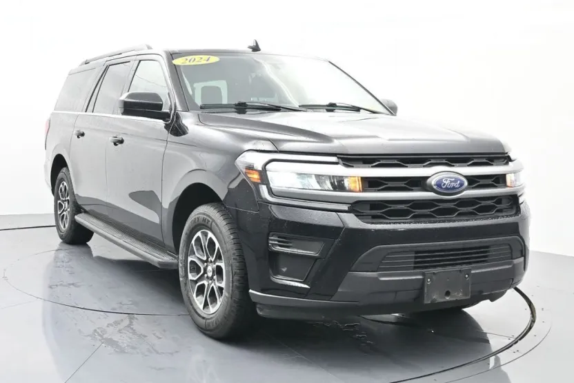 2024 Ford Expedition MAX XLT photo 1