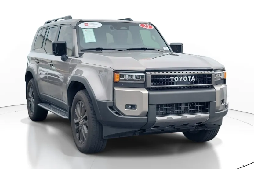 2025 Toyota Land Cruiser Base photo 1