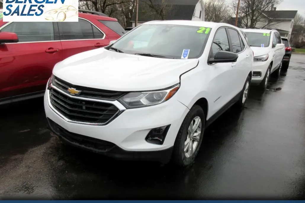 2021 Chevrolet Equinox LT photo 1