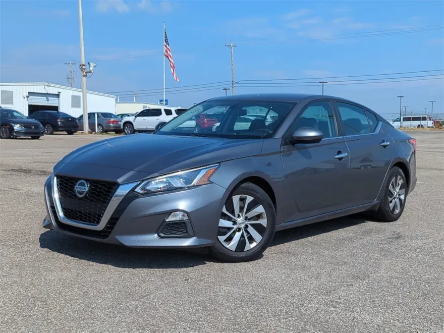 2020 Nissan Altima 2.5 S photo 1