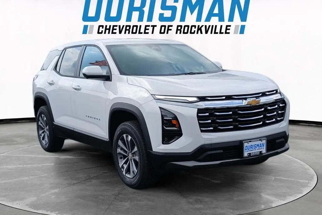 2026 Chevrolet Equinox LT photo 1