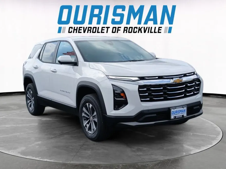 2026 Chevrolet Equinox LT photo 1