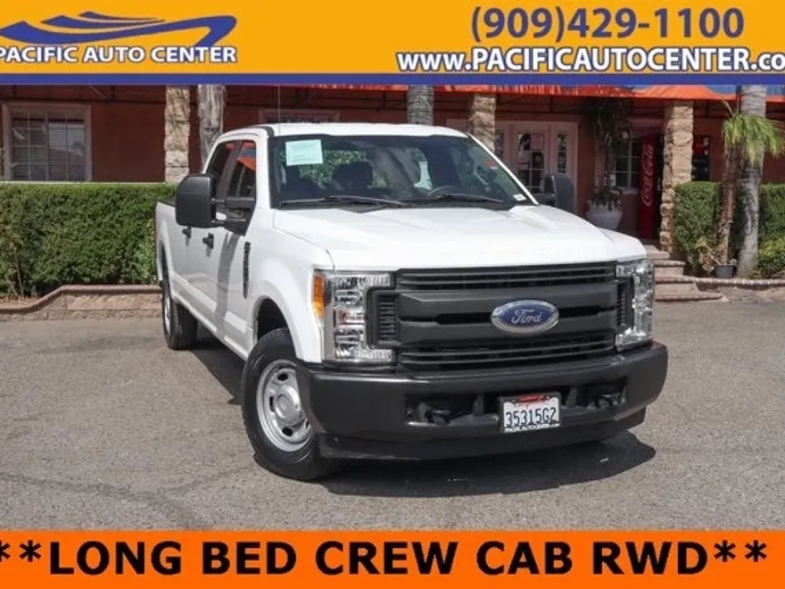 2017 Ford F-250 photo 1