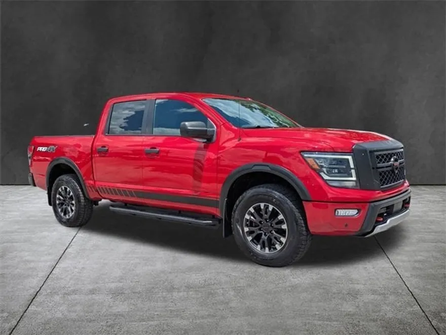 2021 Nissan Titan PRO-4X photo 1