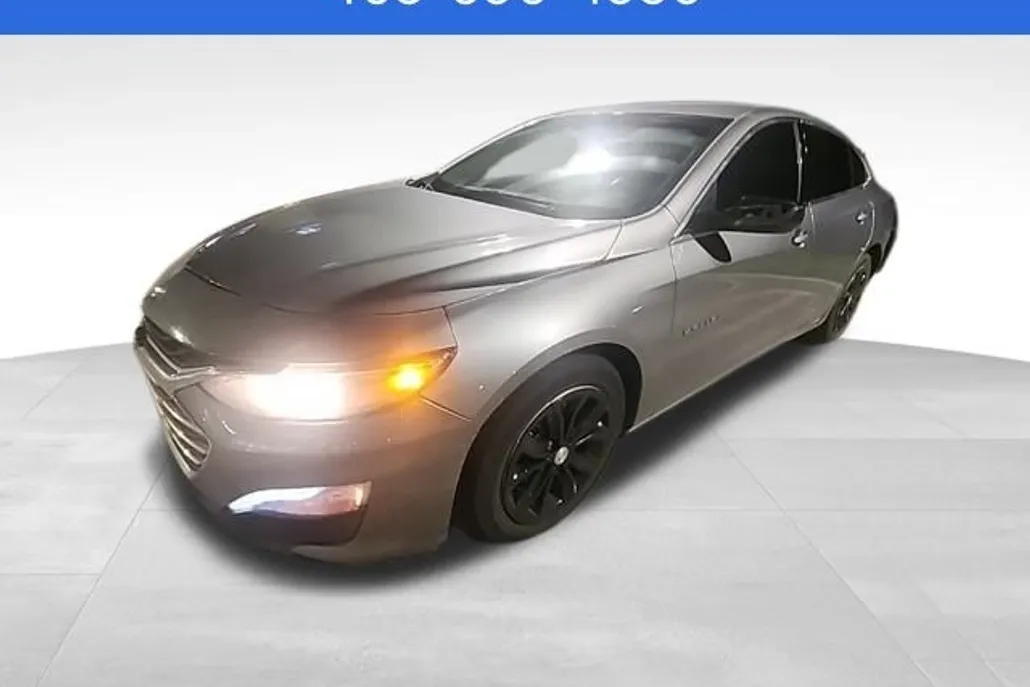 2023 Chevrolet Malibu 1LT photo 1