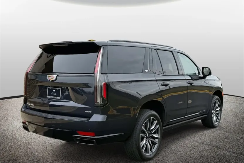 2023 Cadillac Escalade Sport Platinum photo 1