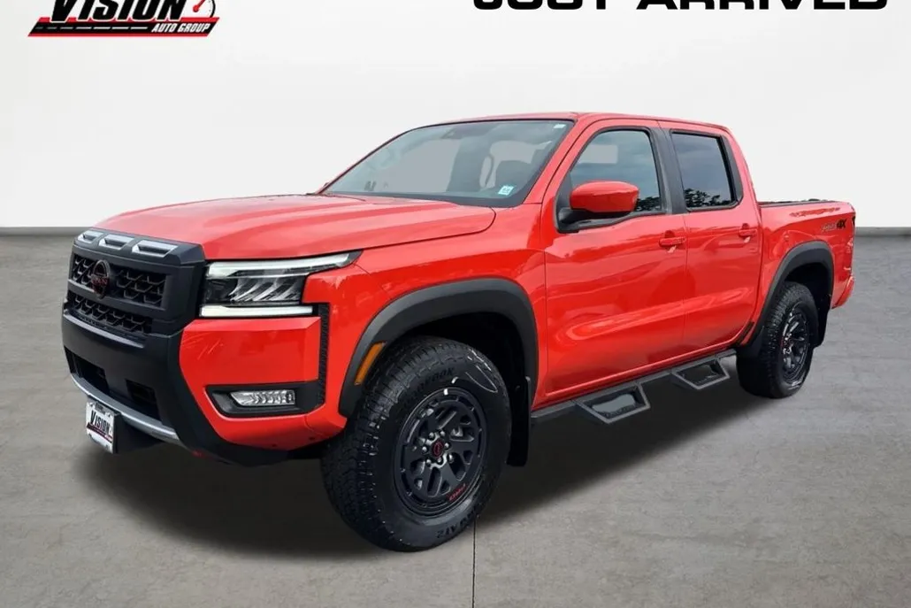 2025 Nissan Frontier PRO-4X photo 1