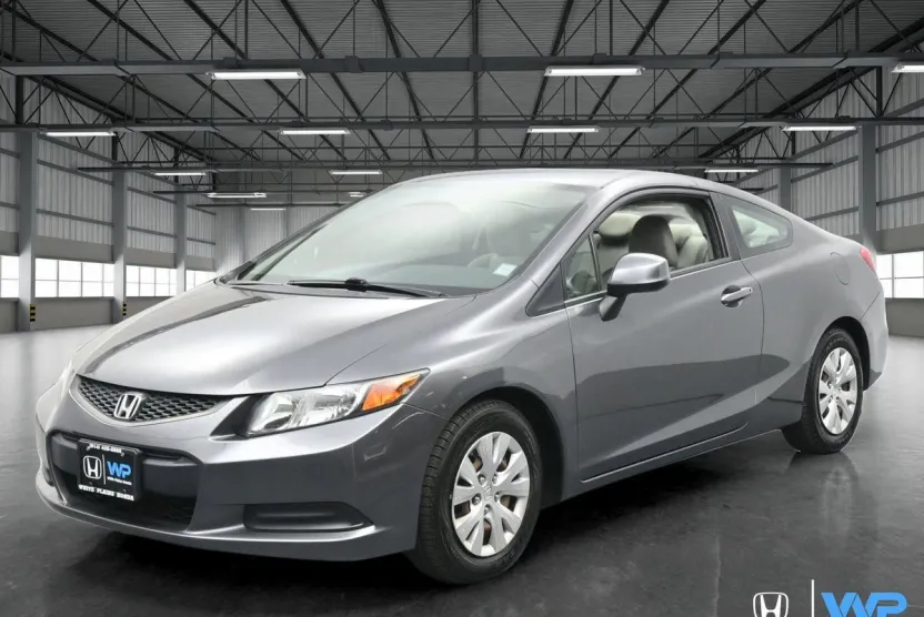 2012 Honda Civic LX photo 1