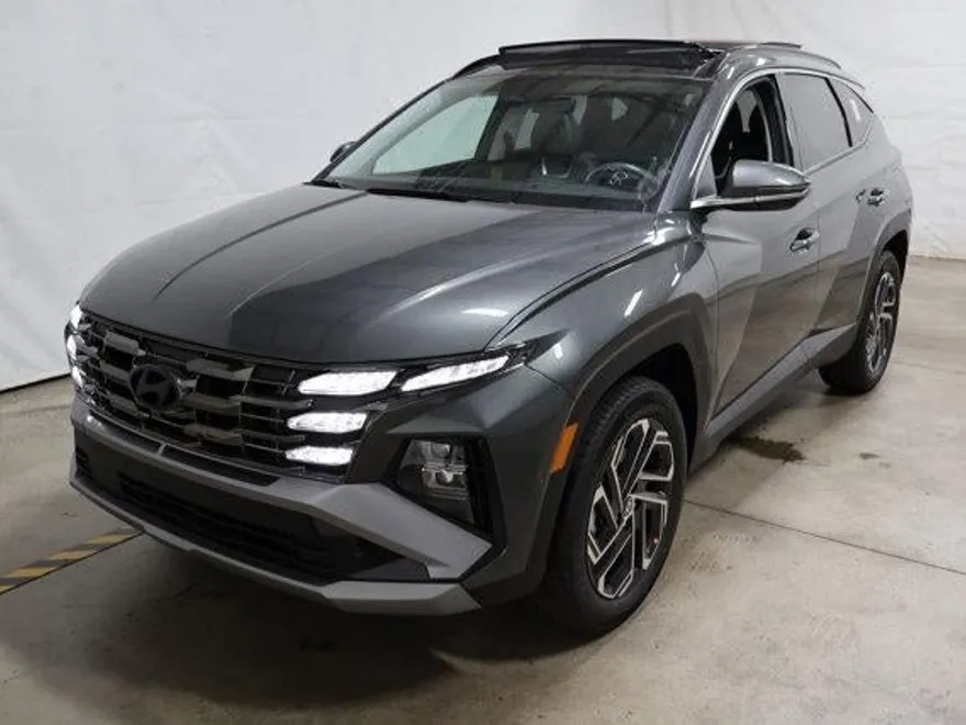 2025 Hyundai Tucson Hybrid Limited photo 1