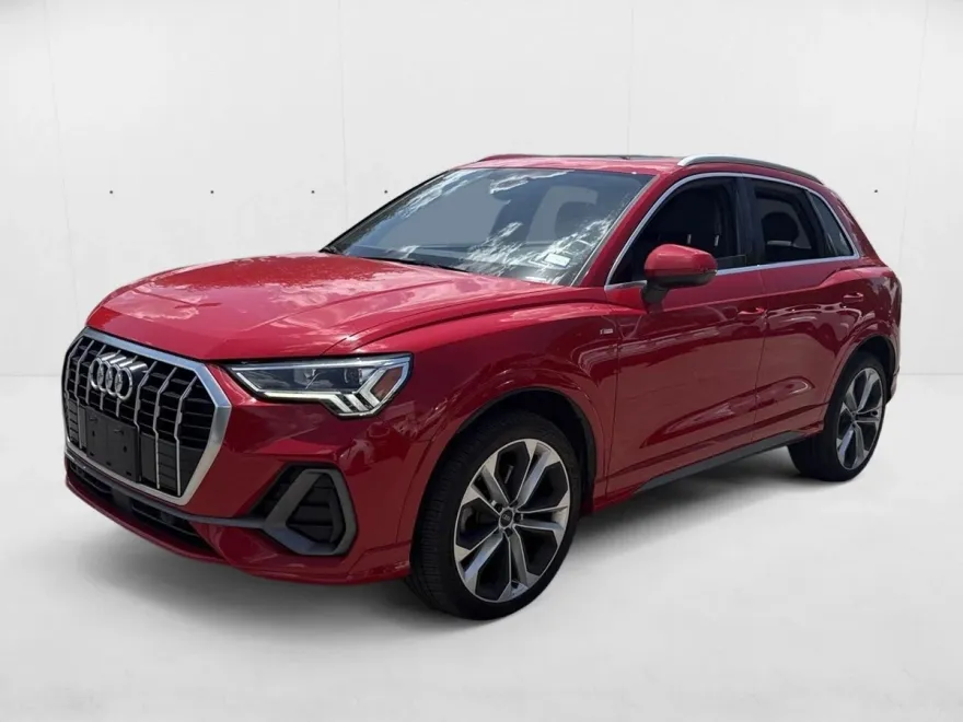 2020 Audi Q3 45 TFSI S line Premium photo 1