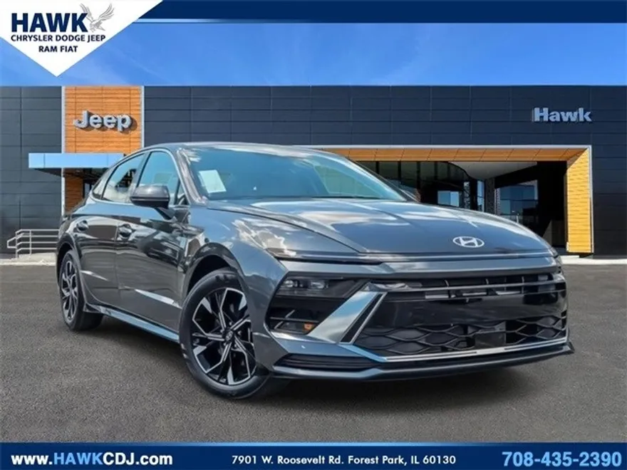 2025 Hyundai Sonata SEL photo 1