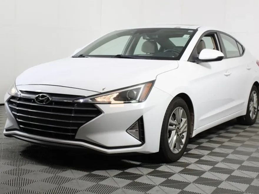 2020 Hyundai Elantra Value Edition photo 1
