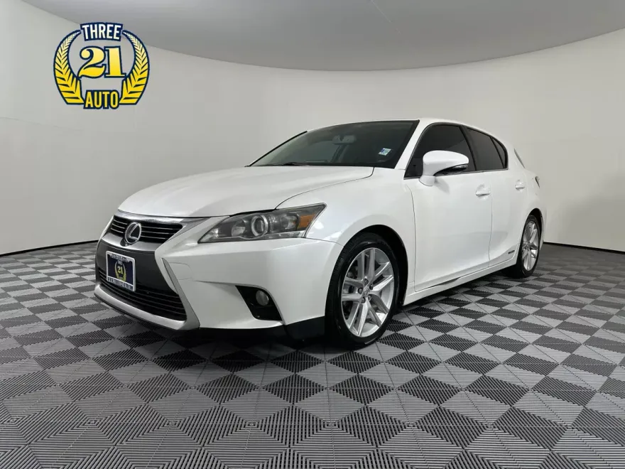 2014 Lexus CT 200h photo 1