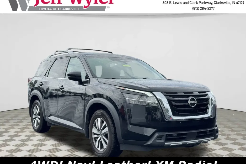 2023 Nissan Pathfinder SL photo 1