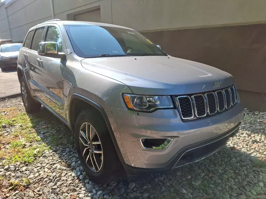 2019 Jeep Grand Cherokee Limited photo 1