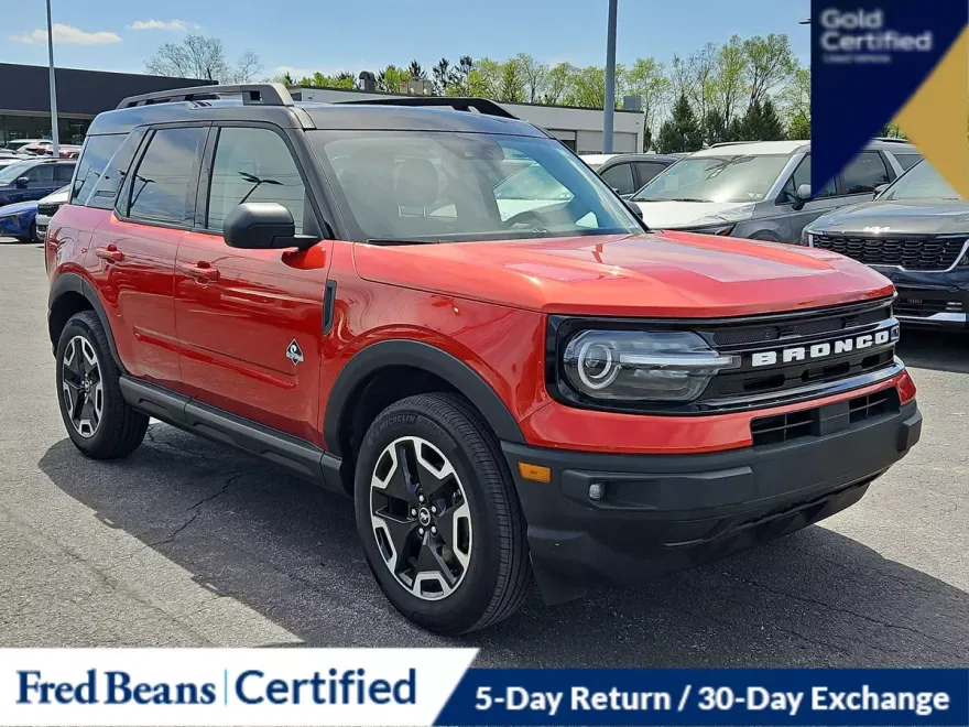 2024 Ford Bronco Sport Outer Banks photo 1