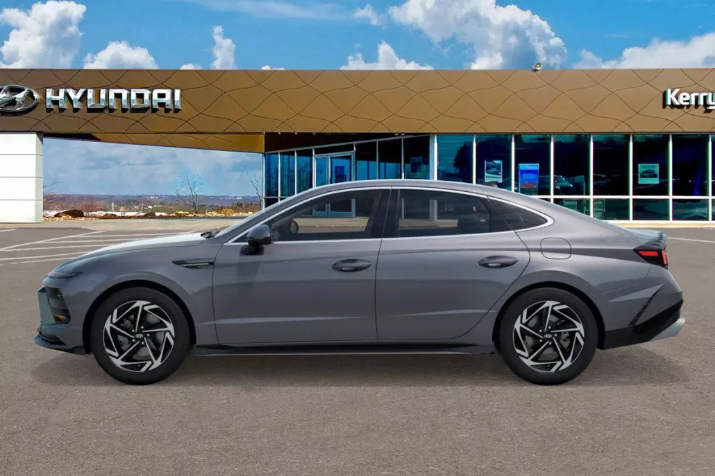 2026 Hyundai Sonata SEL Sport photo 1