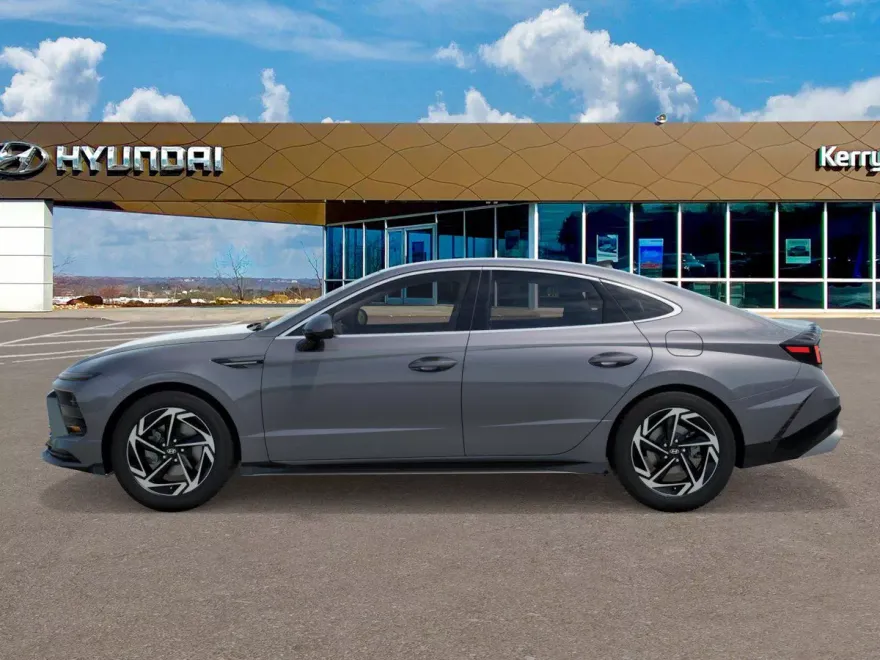 2026 Hyundai Sonata SEL Sport photo 1