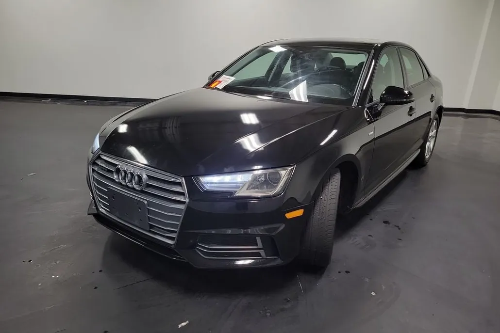 2018 Audi A4 2.0T Premium Quattro photo 1