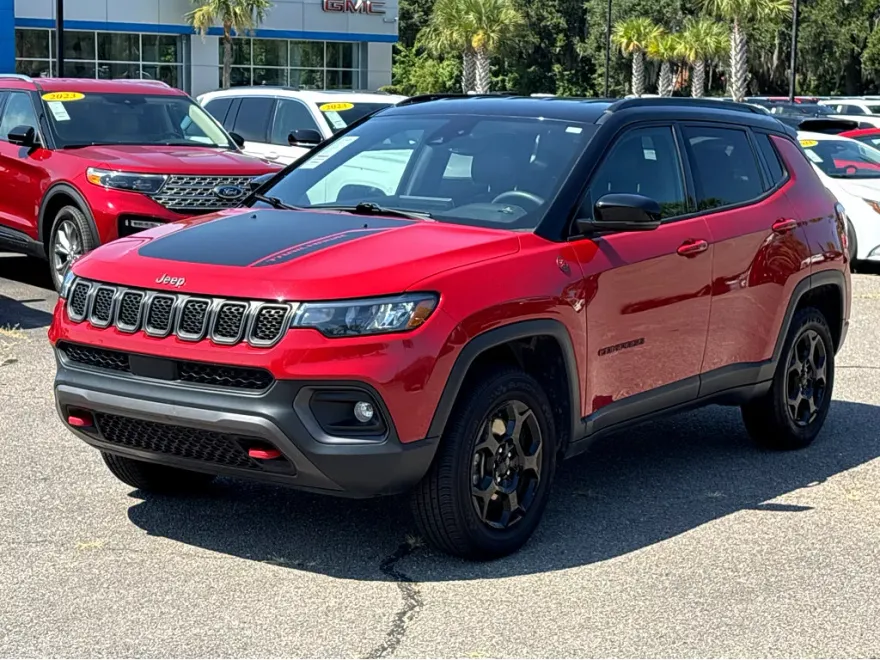 2023 Jeep Compass Trailhawk photo 1