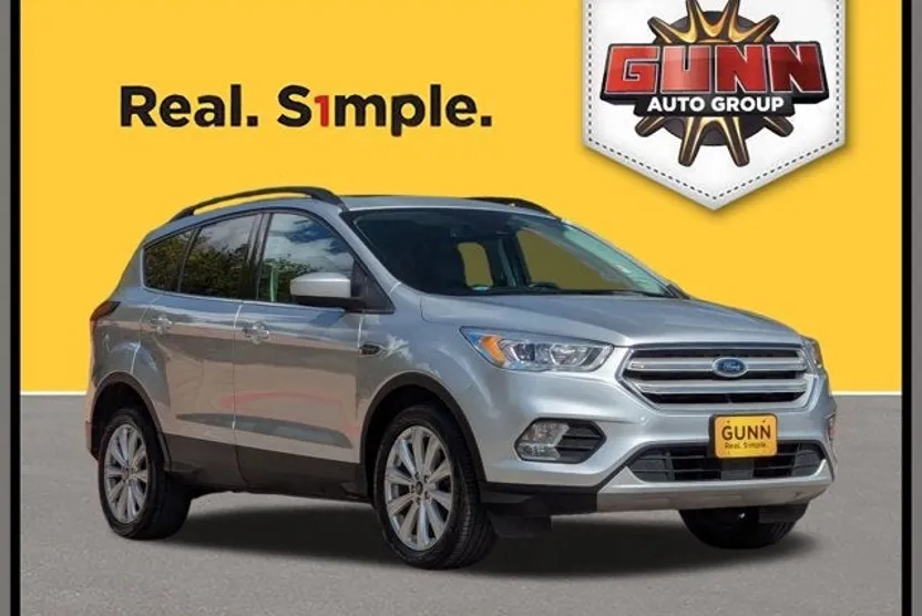 2019 Ford Escape SEL photo 1