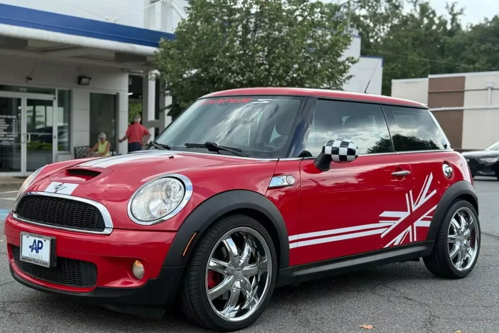 2009 Mini Cooper Hardtop S photo 1