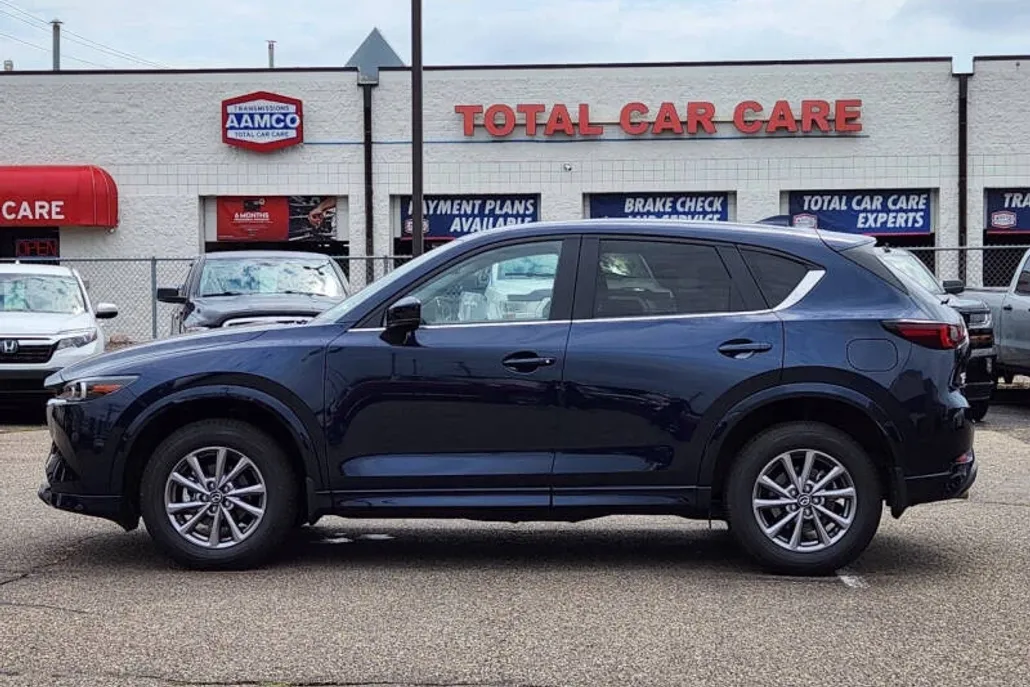 2025 Mazda CX-5 Preferred photo 1